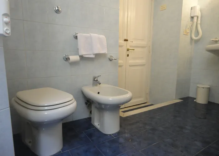 All'obelisco Pensión Roma